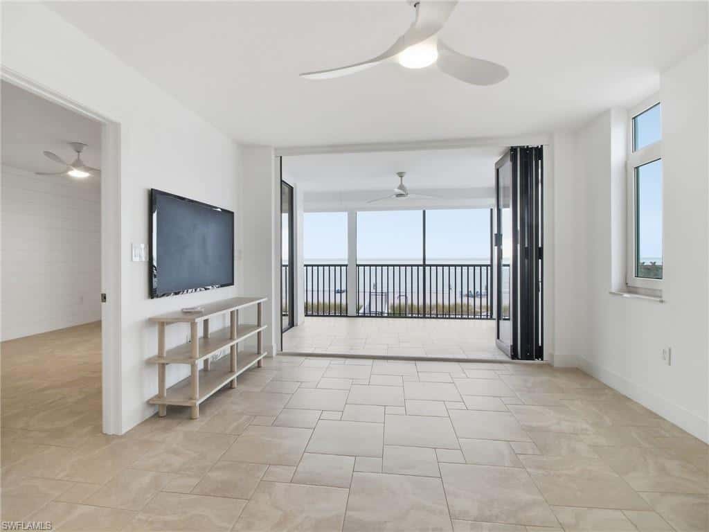 9415 Gulf Shore Dr #102, Naples, photo 35