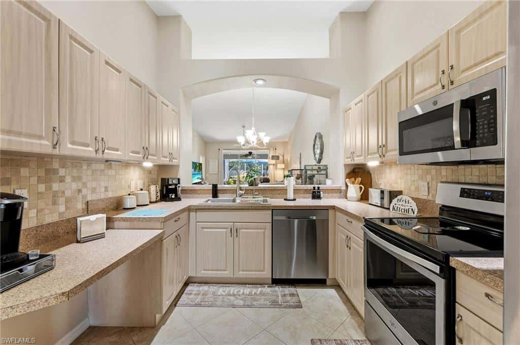 6242 Mandalay Cir #55, Naples, photo 6