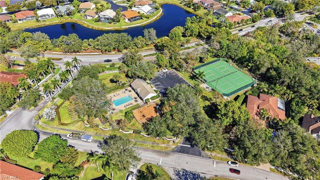 7395 Stonegate Dr, Naples, photo 43