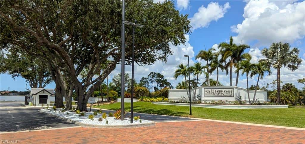 5471 Harborage Dr, Fort Myers, photo 48