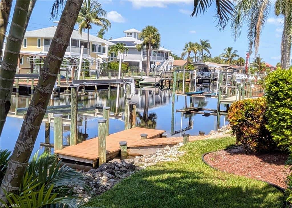 5471 Harborage Dr, Fort Myers, photo 4