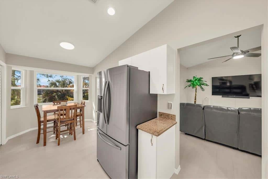 7320 Glenmoor Ln #2304, Naples, photo 10