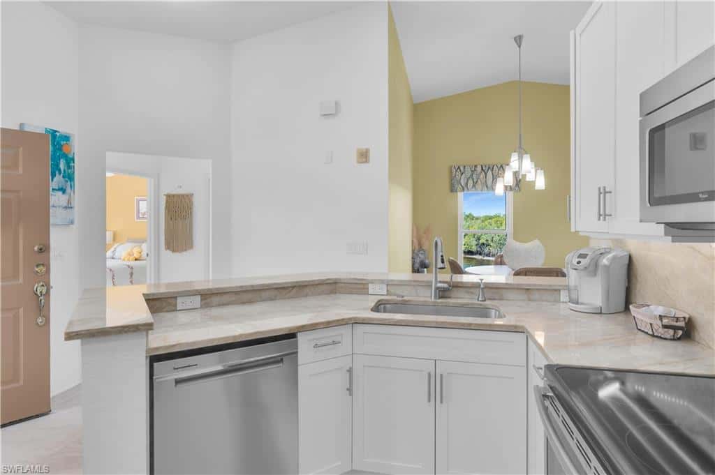 162 Newport Dr #1207, Naples, photo 8