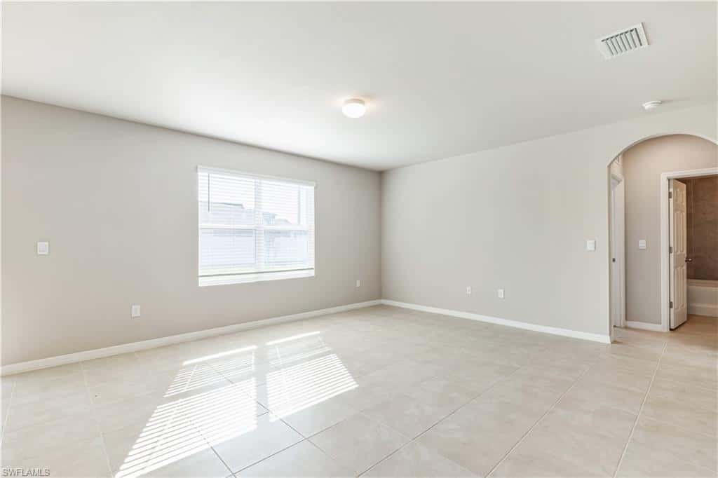 1401 5th Pl, Cape Coral, photo 4