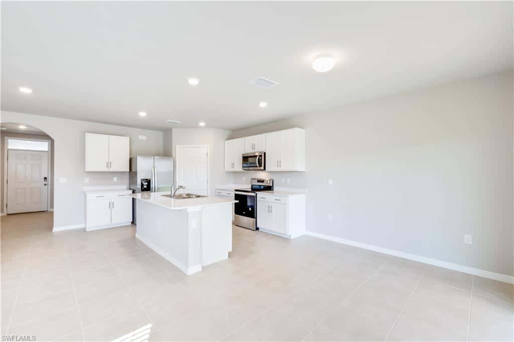 1401 5th Pl, Cape Coral, photo 8