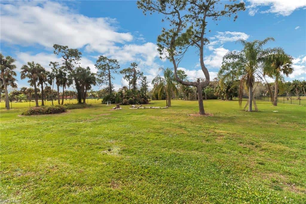 653 23rd St, Naples, photo 38