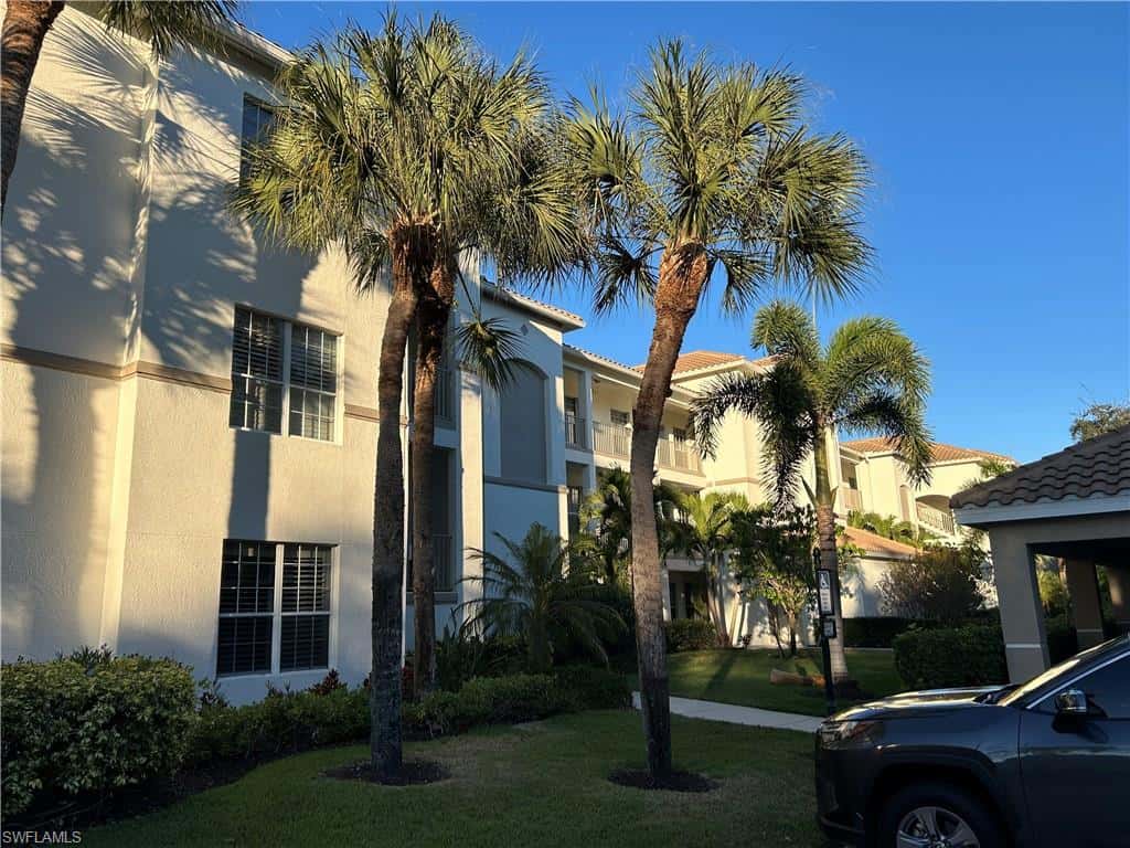 8231 Parkstone Pl #105, Naples, photo 42