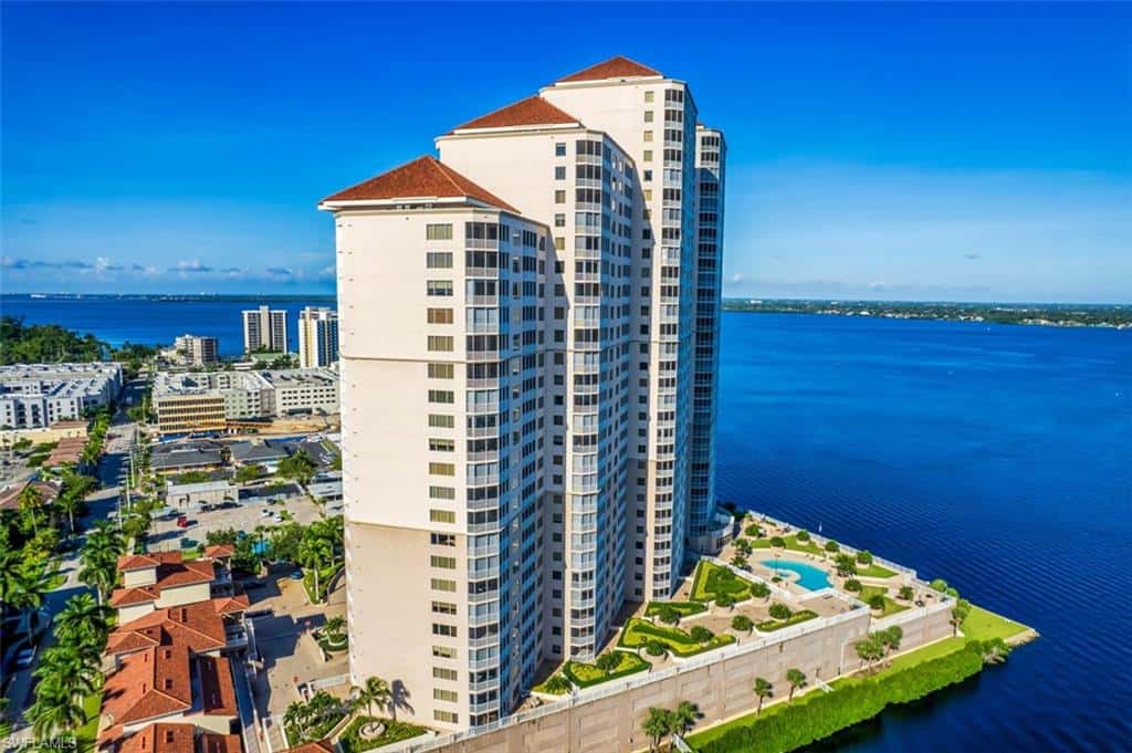 2090 First St #1810, Fort Myers, photo 4