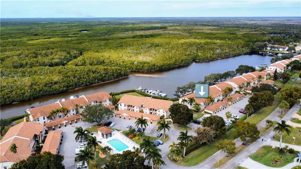 230 Newport Dr #602, Naples, photo 6