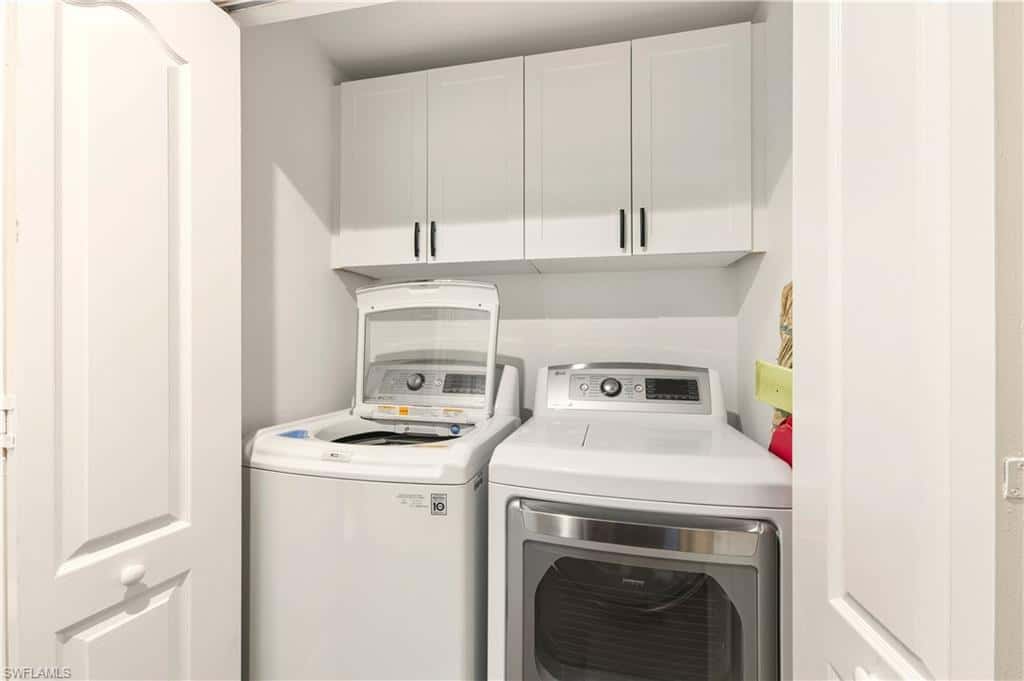 230 Newport Dr #602, Naples, photo 32