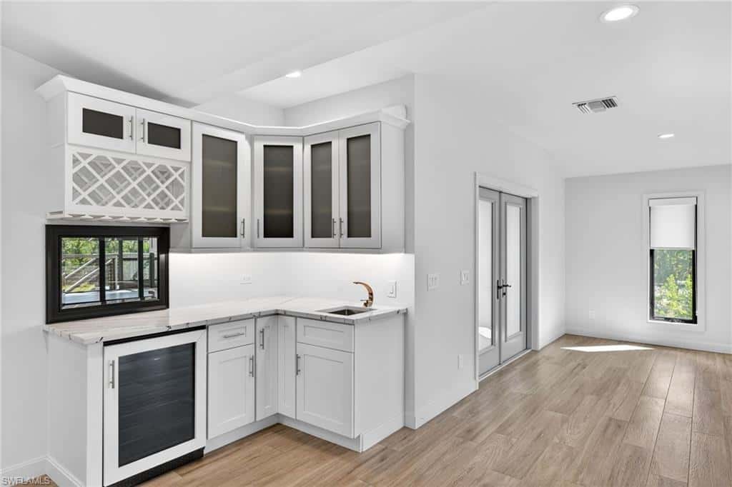1211 Periwinkle Way, Sanibel, photo 22