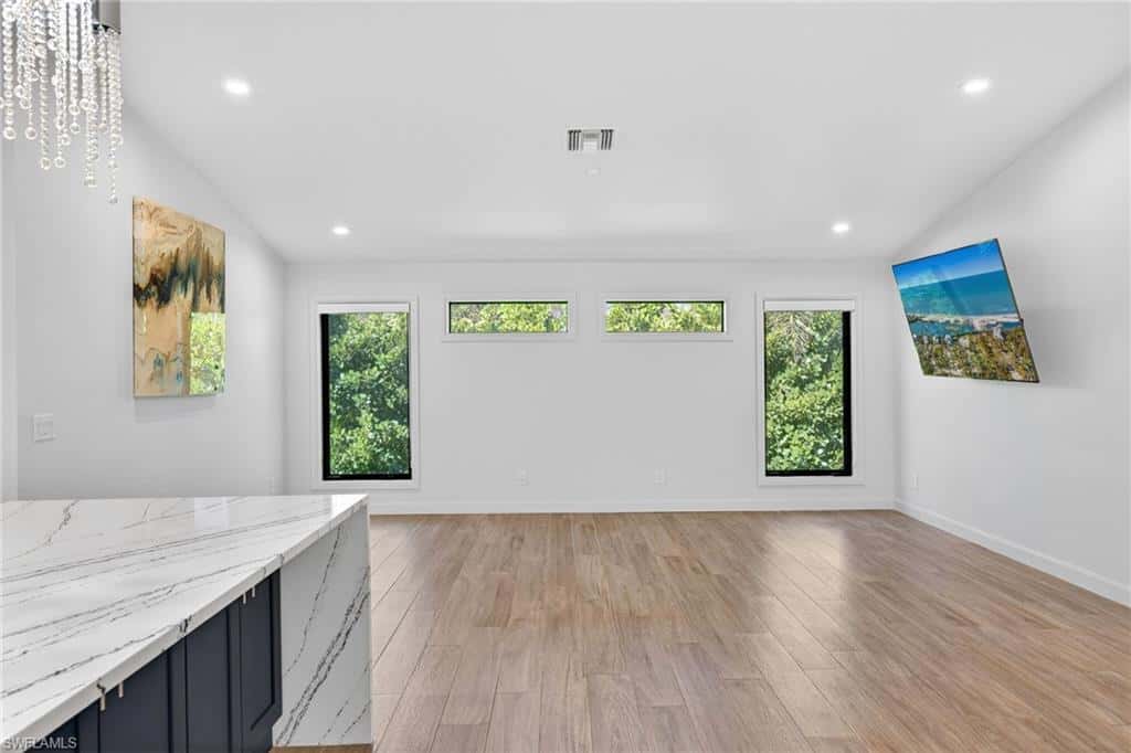 1211 Periwinkle Way, Sanibel, photo 14