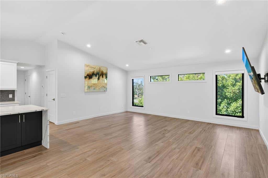 1211 Periwinkle Way, Sanibel, photo 15