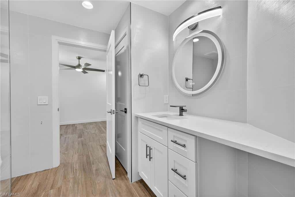 1211 Periwinkle Way, Sanibel, photo 35