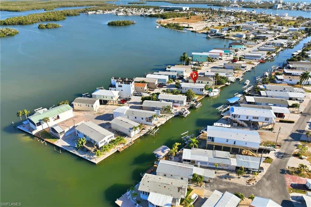 35 Emily Ln, Fort Myers Beach, photo 27