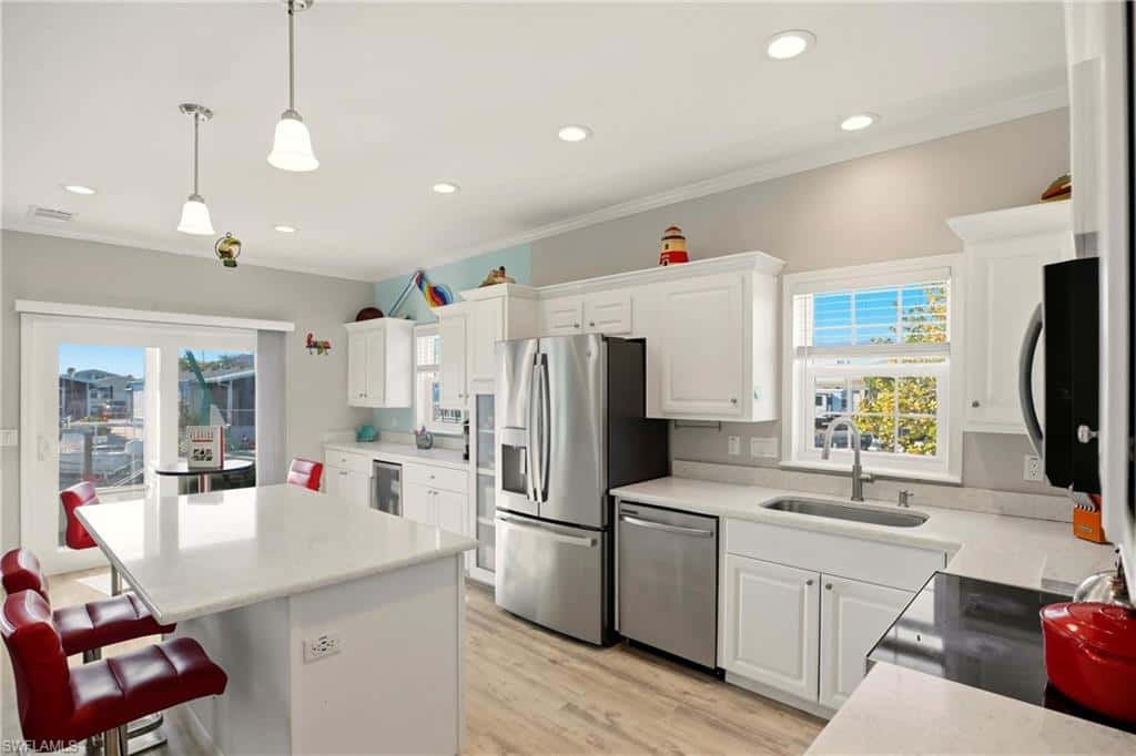 35 Emily Ln, Fort Myers Beach, photo 6