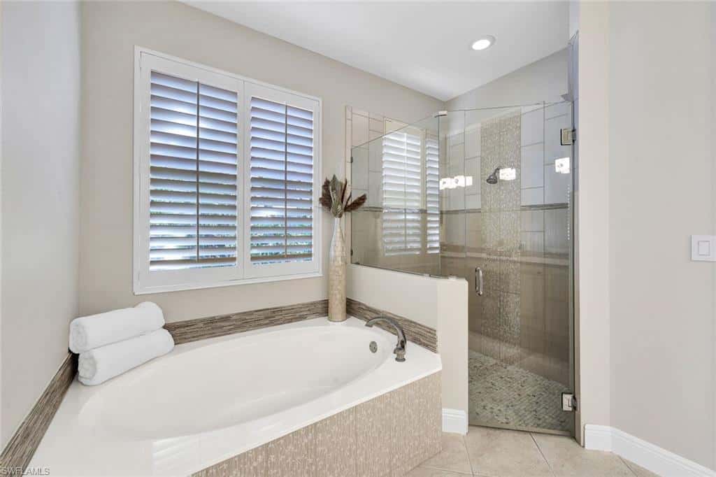 9008 Cherry Oaks Trl, Naples, photo 16