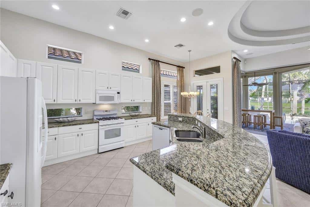 9008 Cherry Oaks Trl, Naples, photo 12