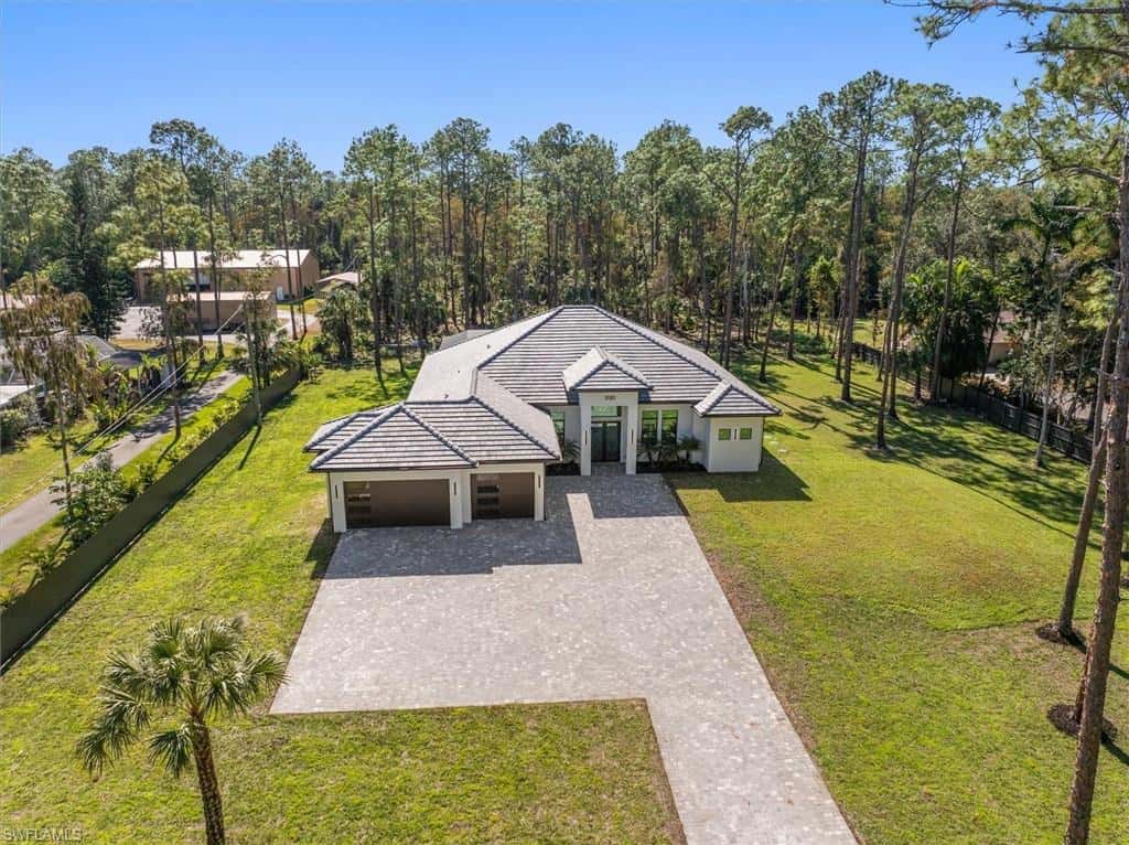 5080 Hickory Wood Dr, Naples, photo 4