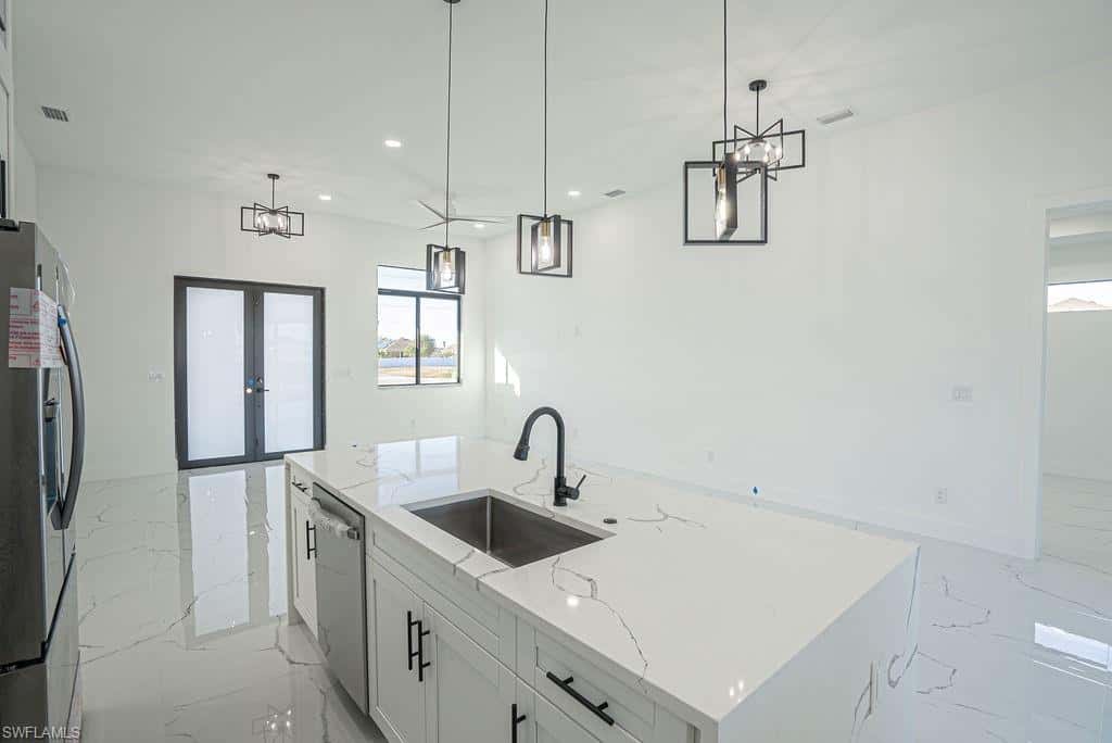 405 Kismet Pkwy, Cape Coral, photo 19