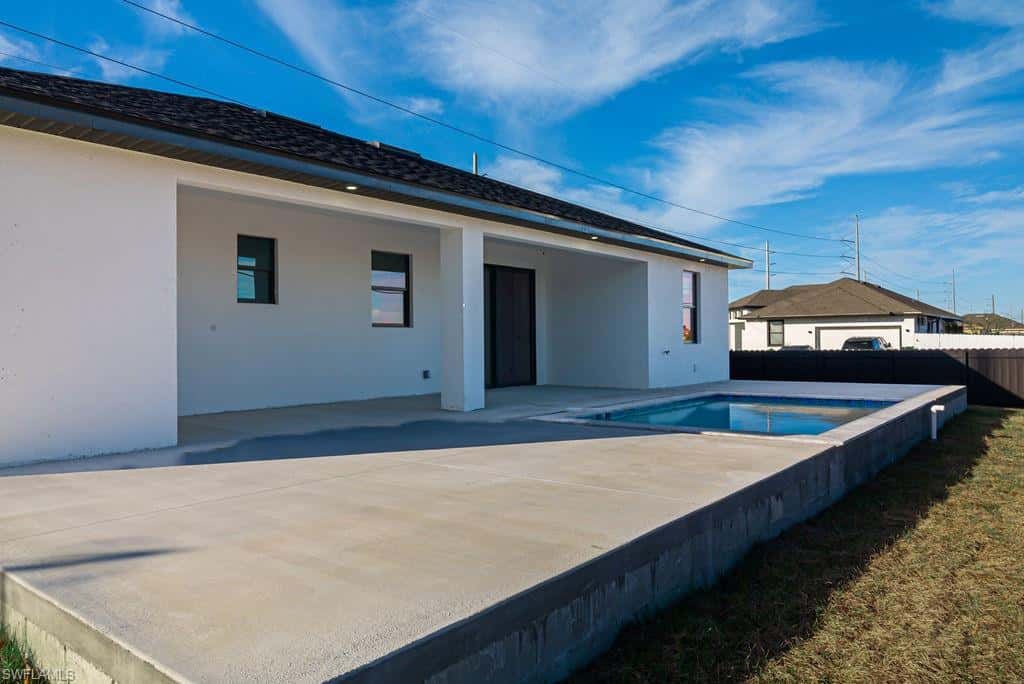 405 Kismet Pkwy, Cape Coral, photo 44
