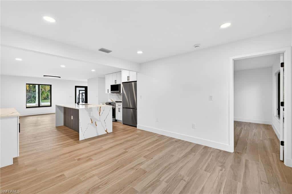 1433 Paloma Dr, Fort Myers, photo 8