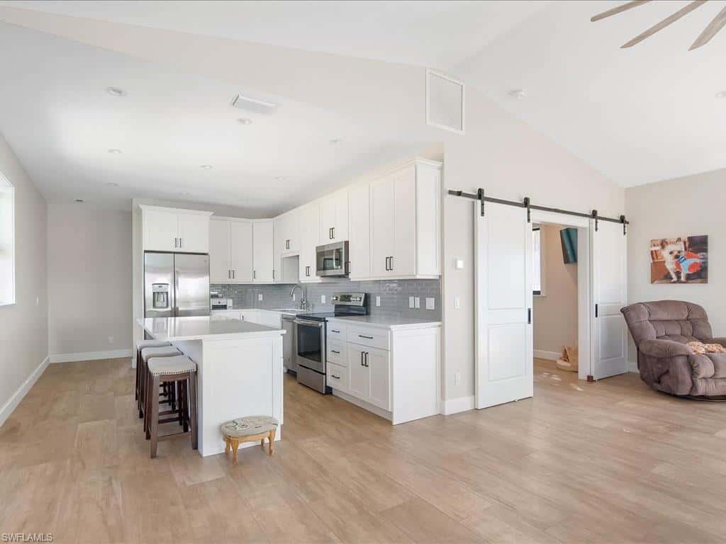 232 Harbor Pl, Goodland, photo 8