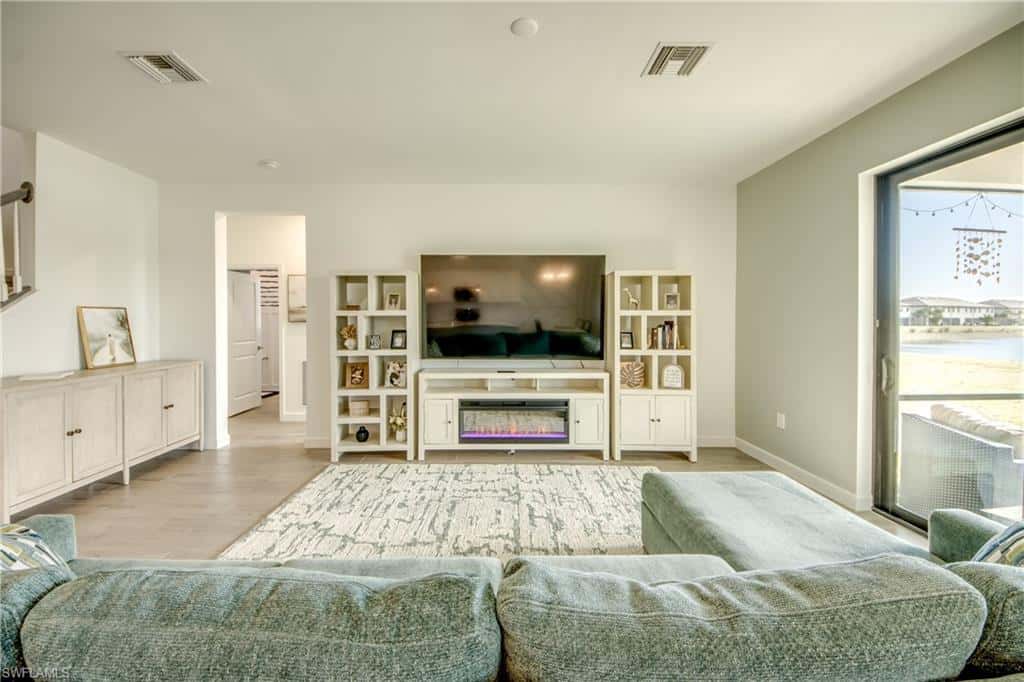 14175 Winding Cedar Way, Fort Myers, photo 9