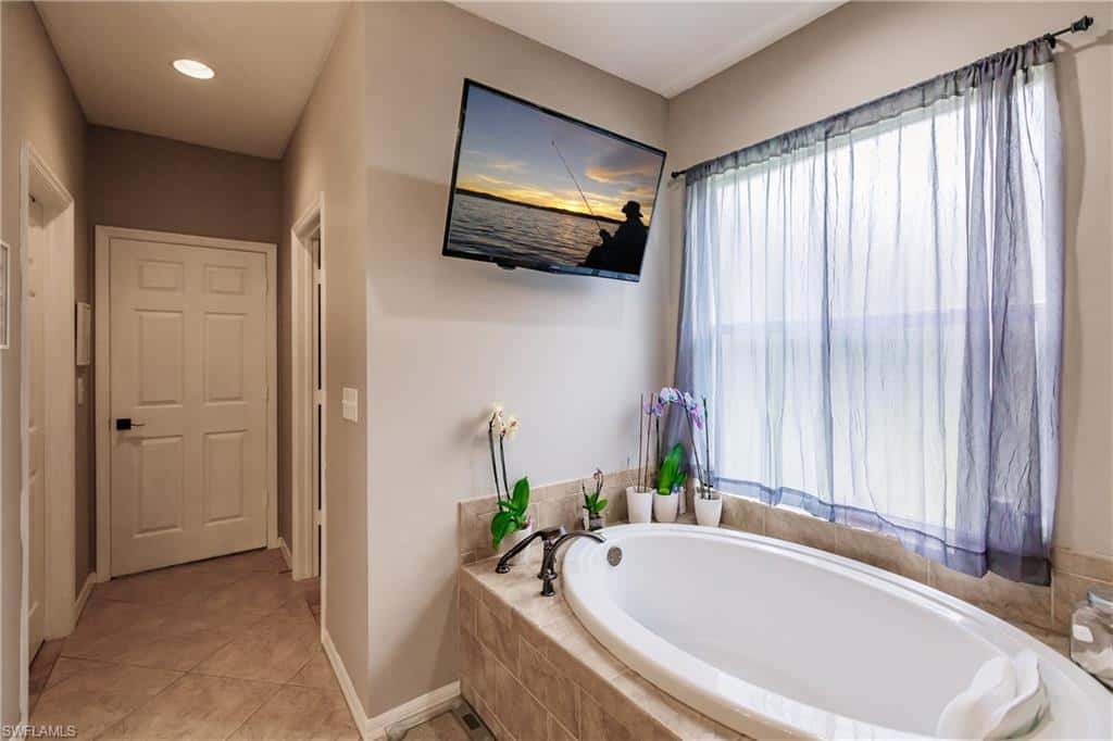 13541 Terry St, Bonita Springs, photo 30