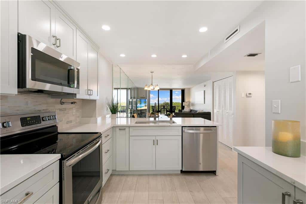 380 Seaview Ct #405, Marco Island, photo 10