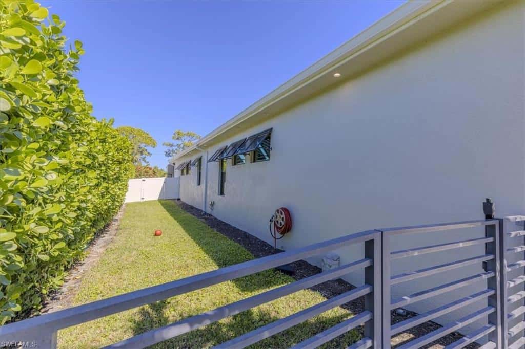803 92nd Ave, Naples, photo 27