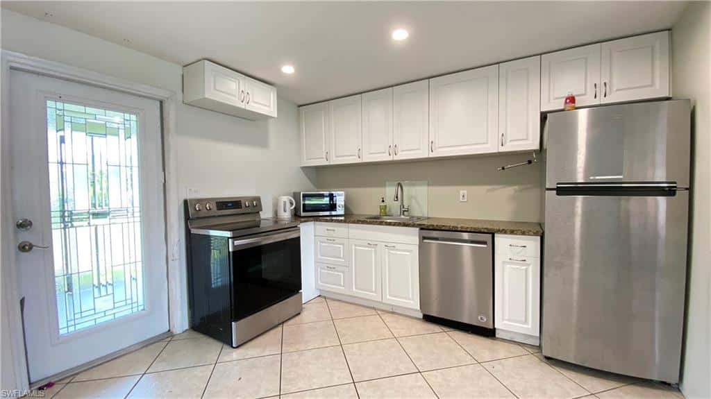 814 109th Ave, Naples, photo 4