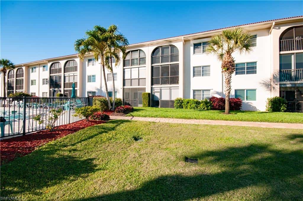13 High Point Cir #203, Naples, photo 28