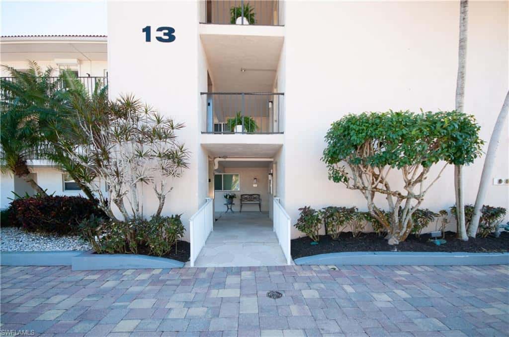 13 High Point Cir #203, Naples, photo 33