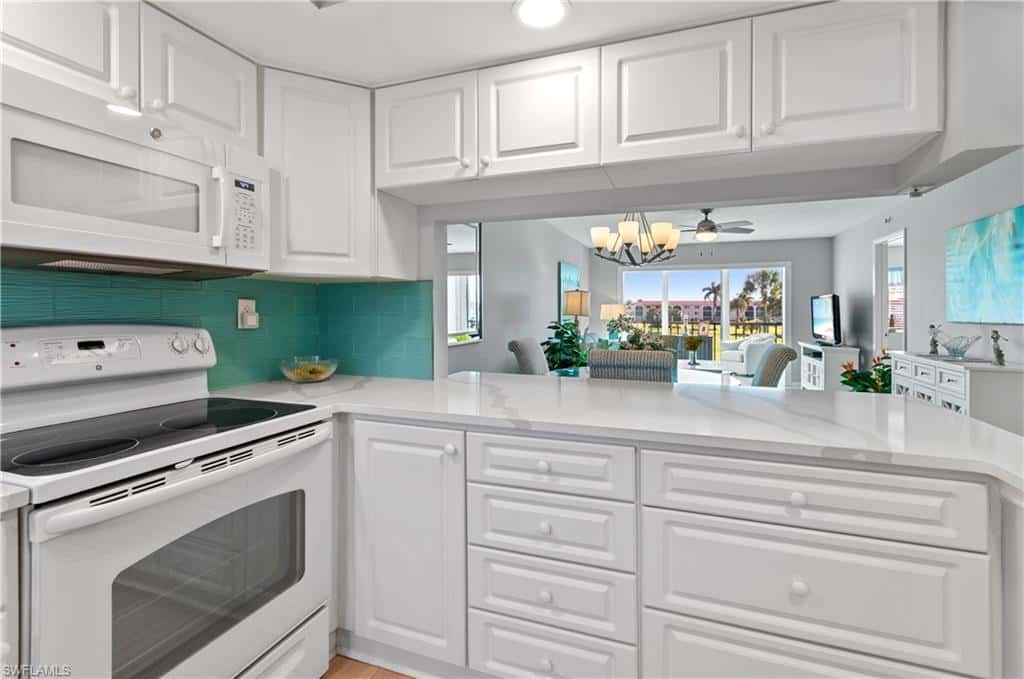 13 High Point Cir #203, Naples, photo 4