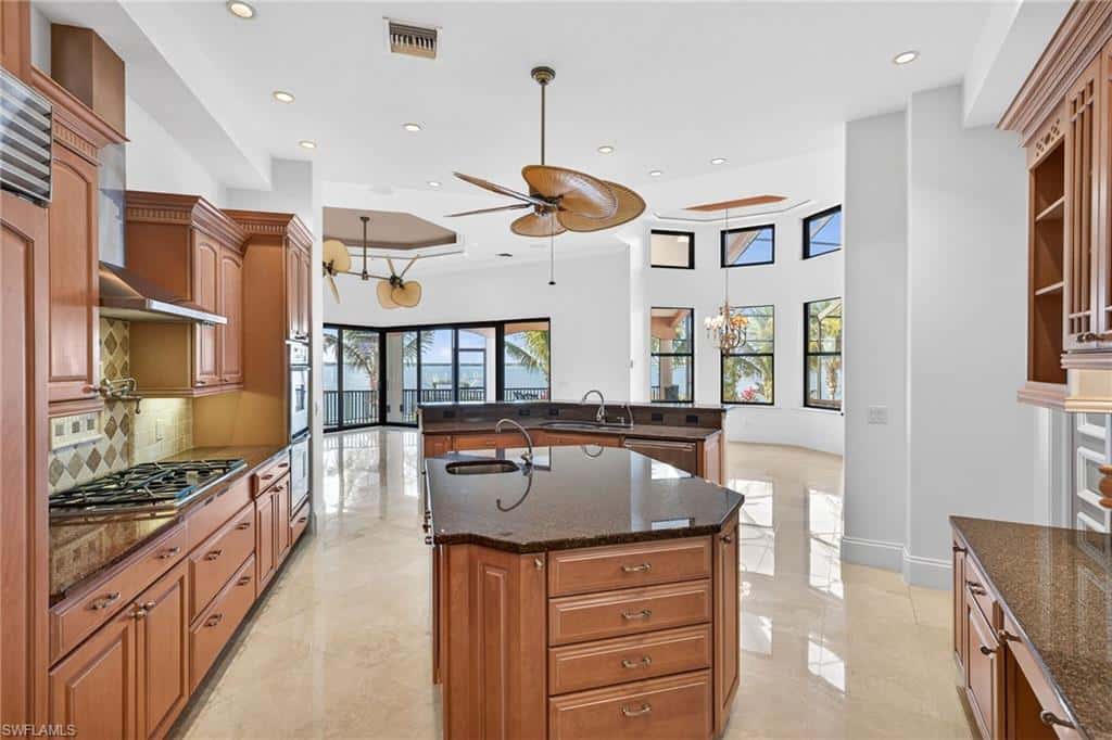 2600 Mcgregor Blvd, Fort Myers, photo 10
