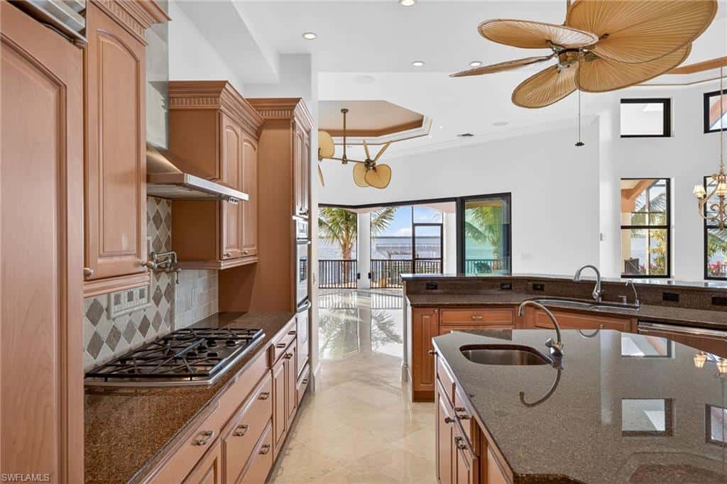 2600 Mcgregor Blvd, Fort Myers, photo 8