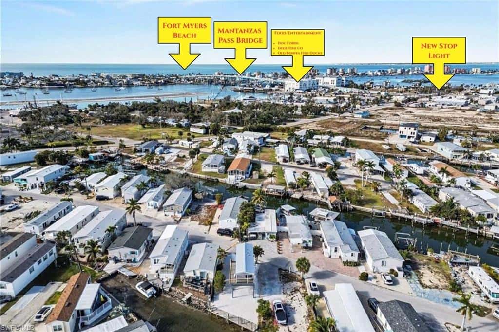 69 Emily Ln, Fort Myers Beach, photo 4