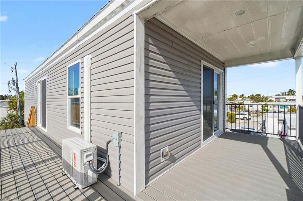 69 Emily Ln, Fort Myers Beach, photo 21