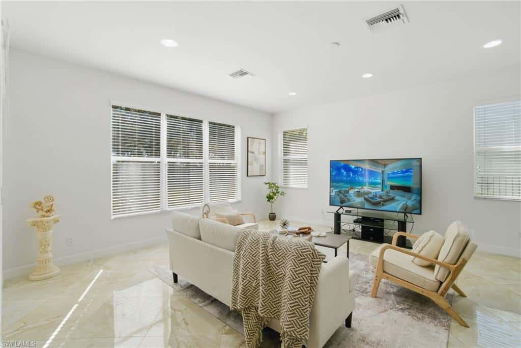 1945 Isla De Palma Cir, Naples, photo 11