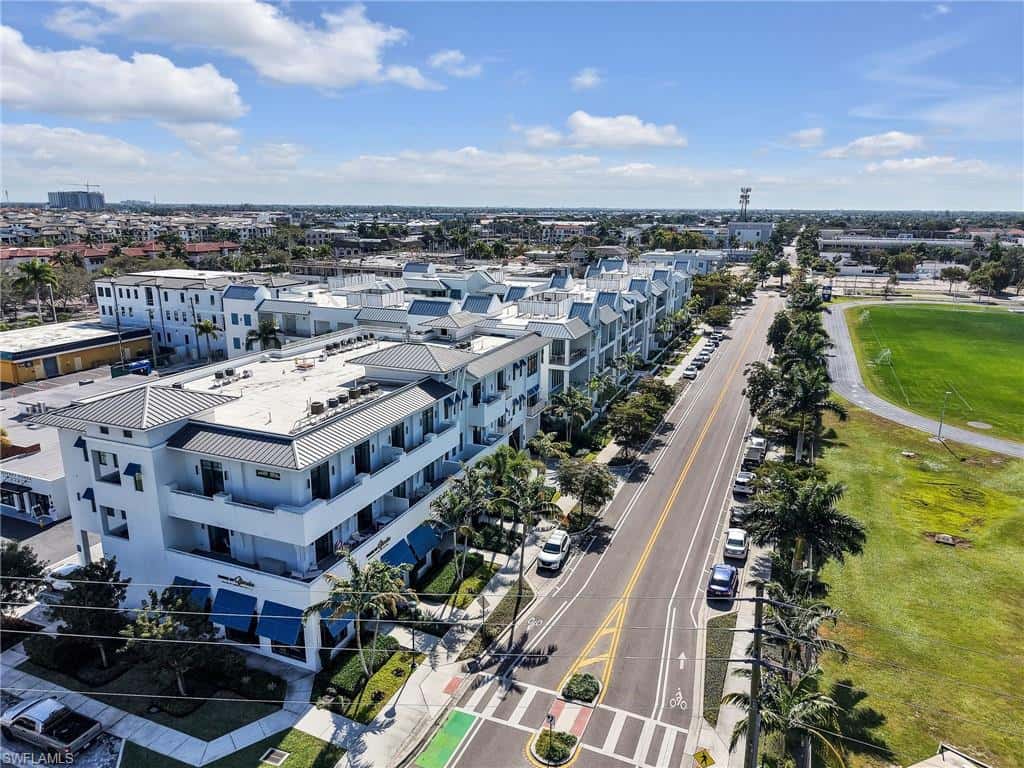 101 8th St #201, Naples, photo 32