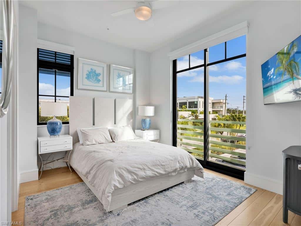 101 8th St #201, Naples, photo 4