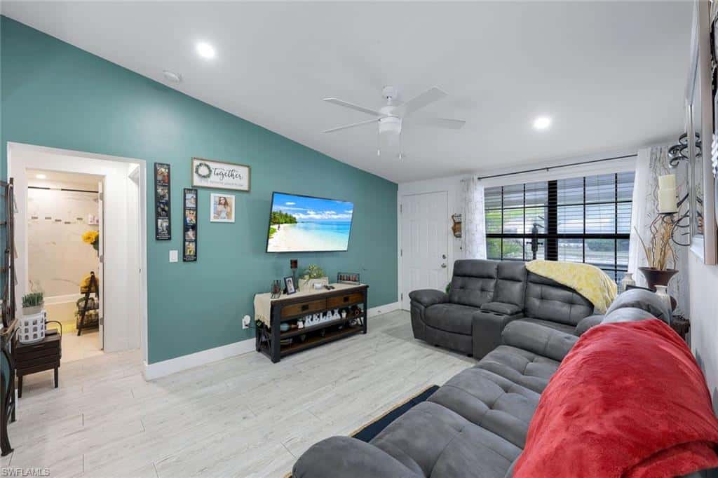 5229 Treetops Dr #i, Naples, photo 6