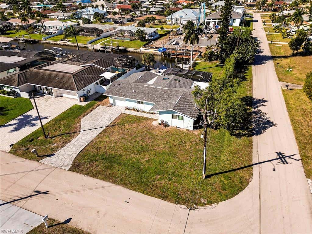 5302 Cortez Ct, Cape Coral, photo 6