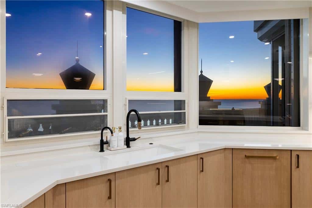 4021 Gulf Shore Blvd #11, Naples, photo 10