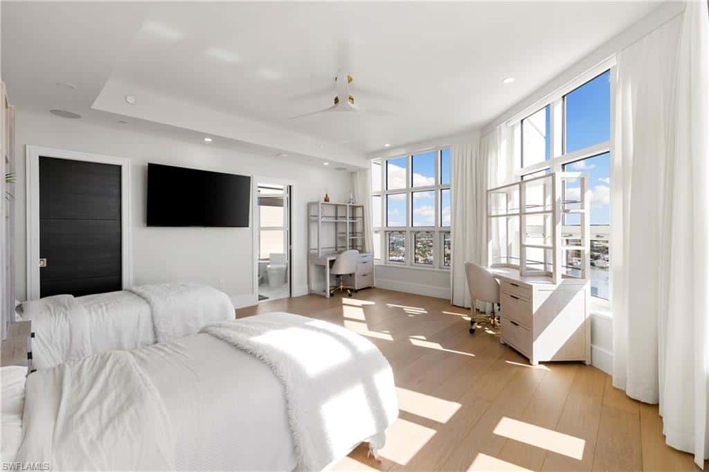 4021 Gulf Shore Blvd #11, Naples, photo 37
