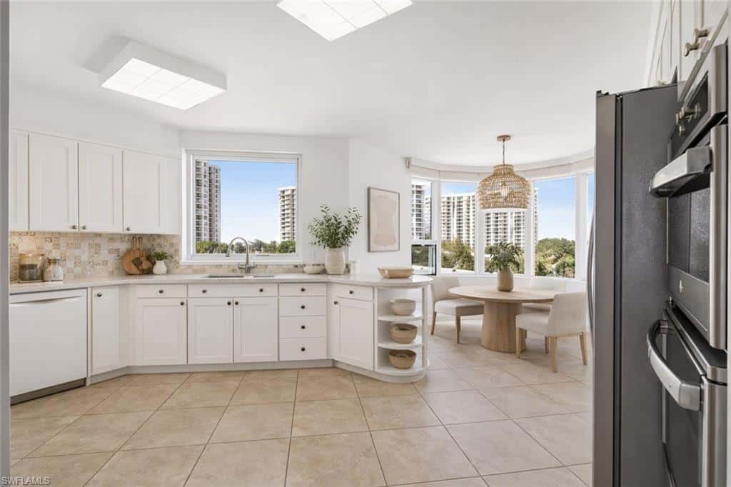 4251 Gulf Shore Blvd #6a, Naples, photo 9