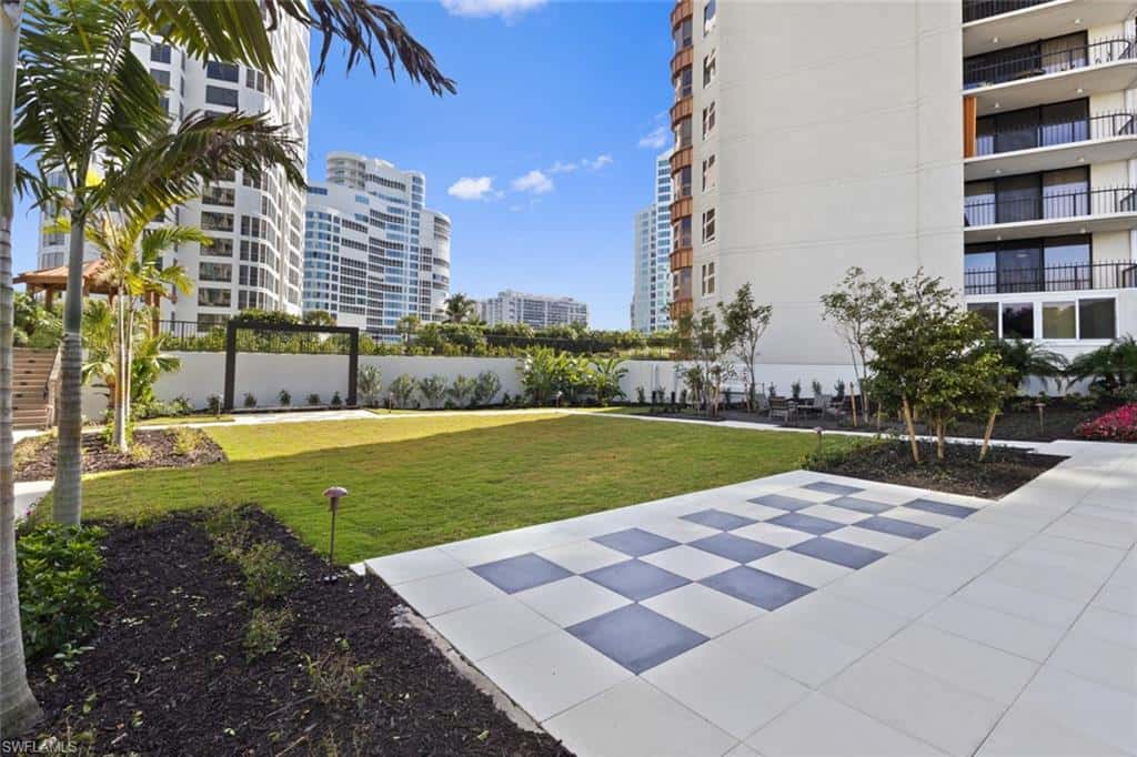 4251 Gulf Shore Blvd #6a, Naples, photo 24