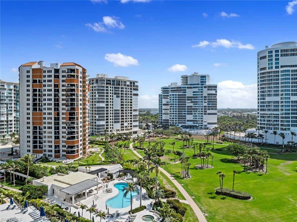 4251 Gulf Shore Blvd #6a, Naples, photo 30