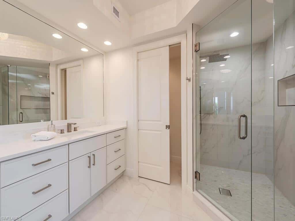 23850 Via Italia Cir #403, Estero, photo 13
